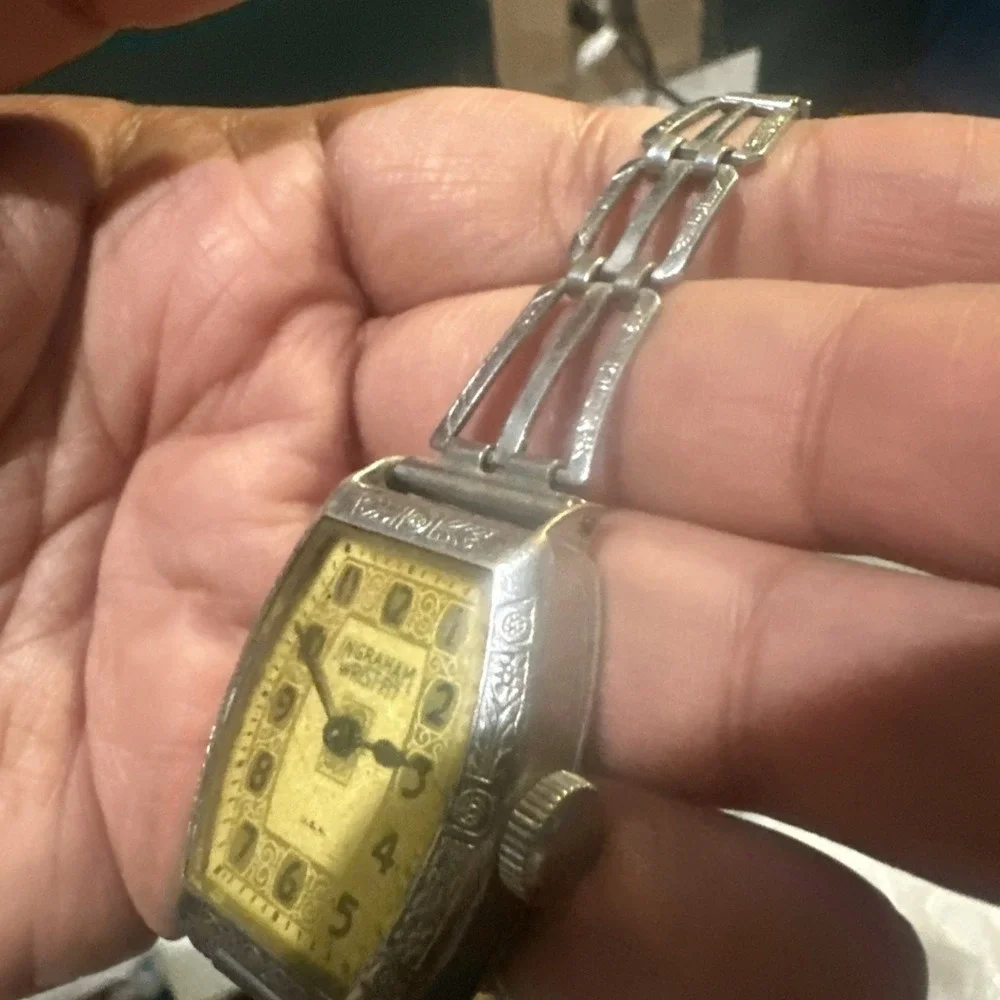 Vintage Ingraham Mens Watch Wrist-Fit Manual Wind 29mm-it Works But Need Servcng